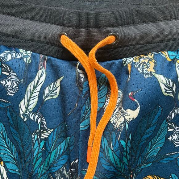 Maison Article blue tiger foliage double lined mens drawstring shorts SIZE XL - Picture 3 of 5